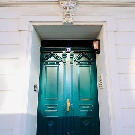 Apartment Froehlich Am Staatstheater, Zentrale Lage, Fuer Bis Zu 4 Personen, 46Qm Cottbus Exterior photo